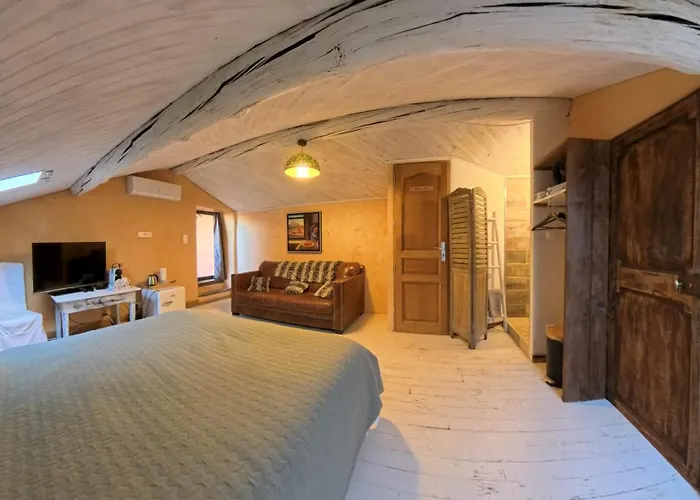 Le 47 - Rentals In South Of France