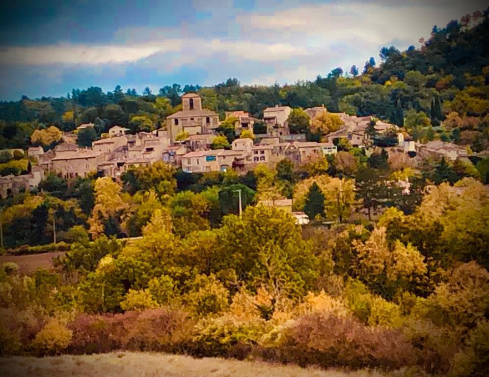 Le 47 - In South Of France * Beaumont-de-Pertuis